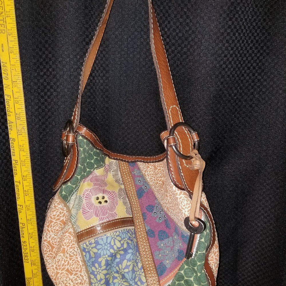 Fossil purse